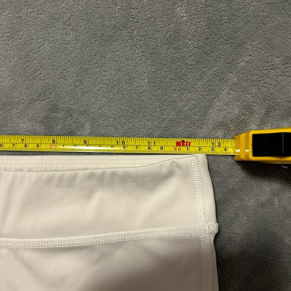 Tommy Hilfiger Sports Bra with shorts - Picture 12 of 13